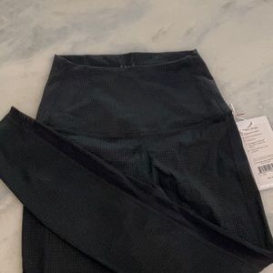 *BNWT* MESH WICKED LEGGINGS
